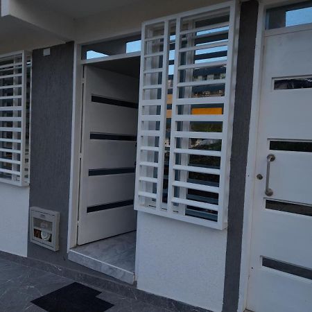 Apartamento Familiar Maral 2 萨兰托 外观 照片