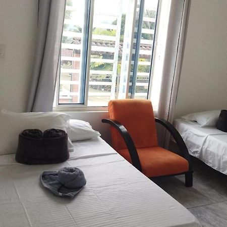 Apartamento Familiar Maral 2 萨兰托 外观 照片