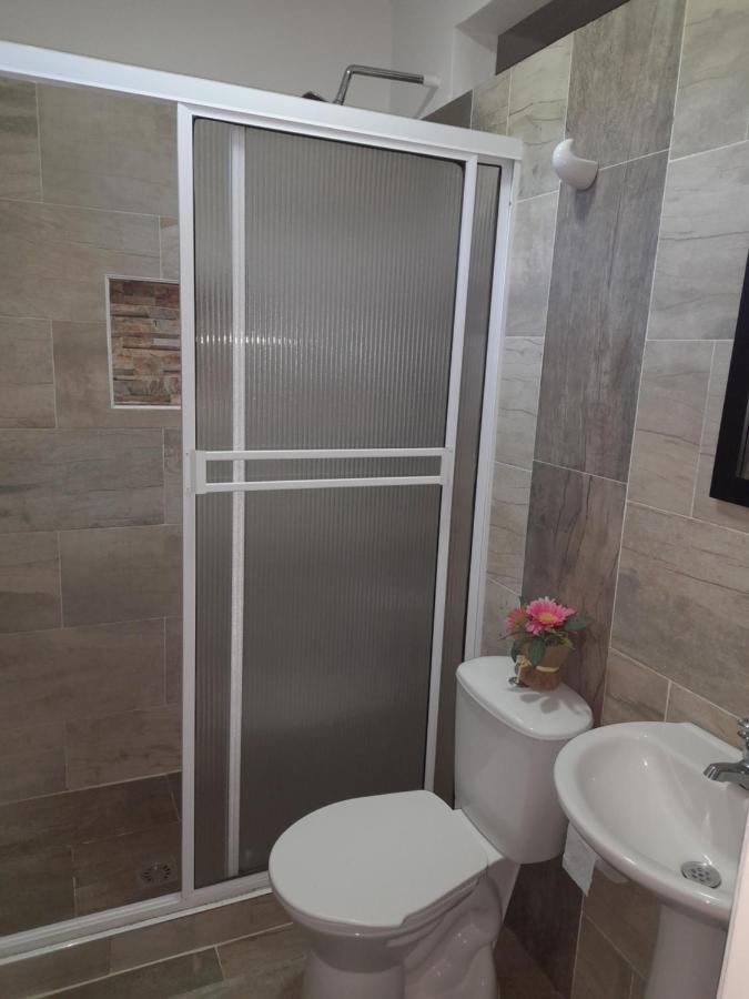 Apartamento Familiar Maral 2 萨兰托 外观 照片