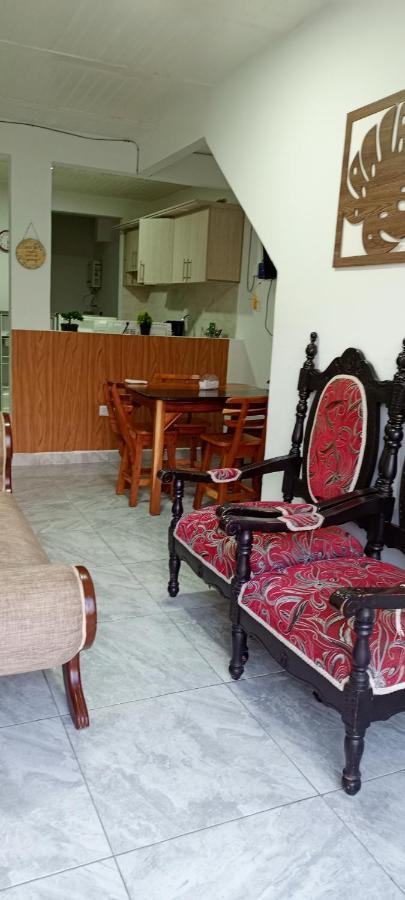 Apartamento Familiar Maral 2 萨兰托 外观 照片