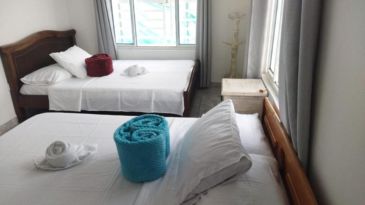 Apartamento Familiar Maral 2 萨兰托 外观 照片